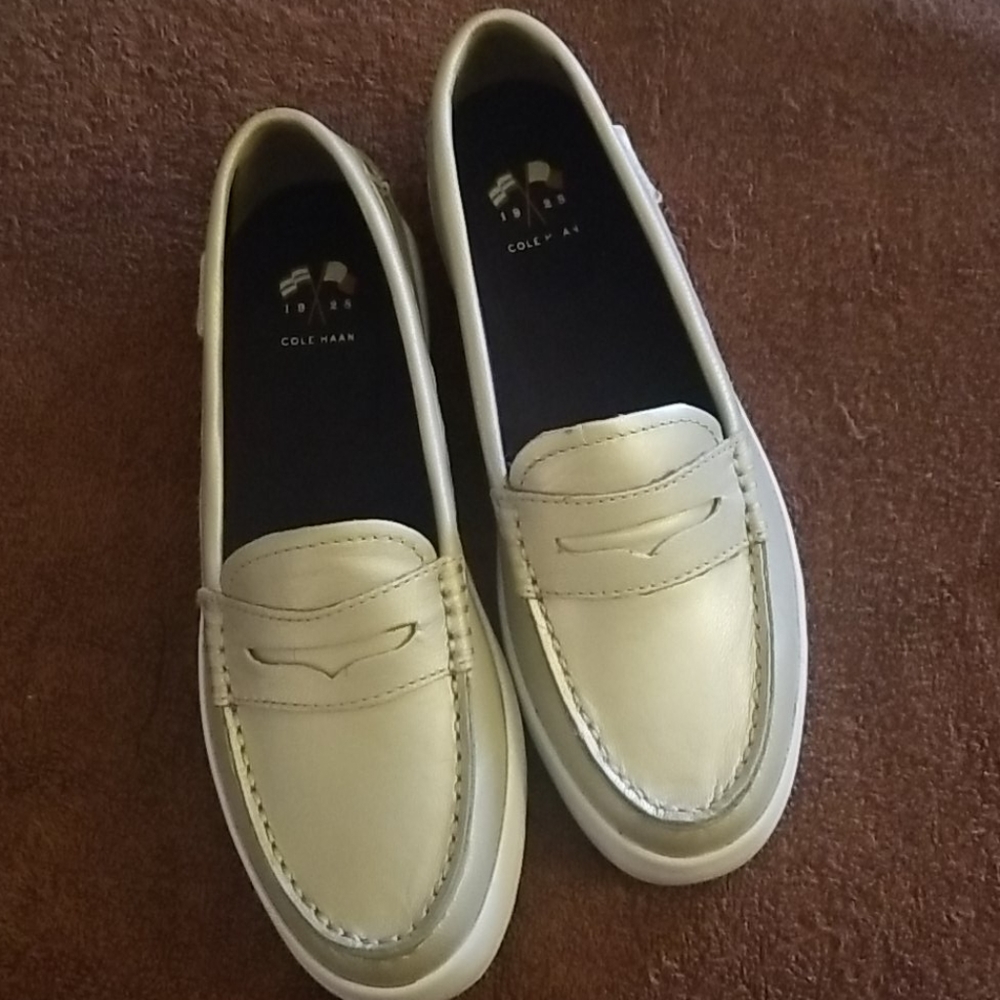 Cole Haan loafers womens size 5 NWOT